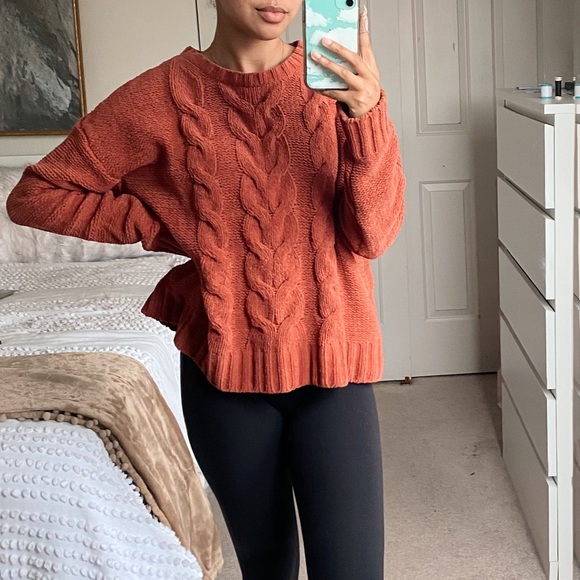 American Eagle Soft Knit Sweater - Picture 2 of 5